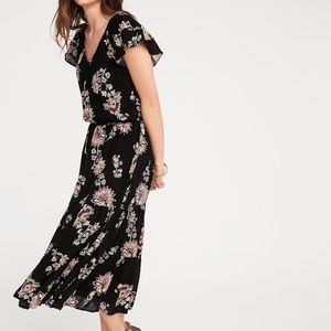 Old Navy Floral Flutter Sleeve Midi Dress